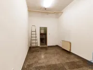 Izdavanje, poslovni prostor, 23m², Centar, Jagodina - image 4