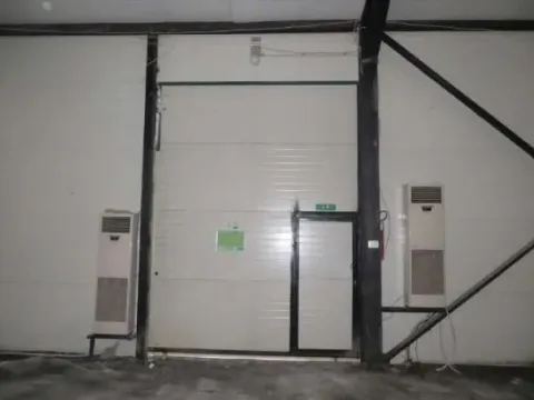 Rent, office space, 750m², Rakovica, Beograd - image 7