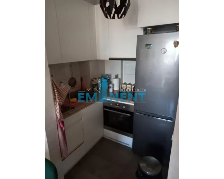 Rent, two bedroom apartment, 40m², Uciteljsko Naselje, Zvezdara Sve Podlokacije
