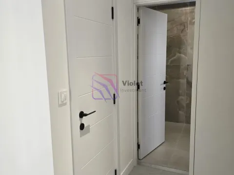 Prodaja, dvosoban stan, 72m², Centar, Tivat - image 5