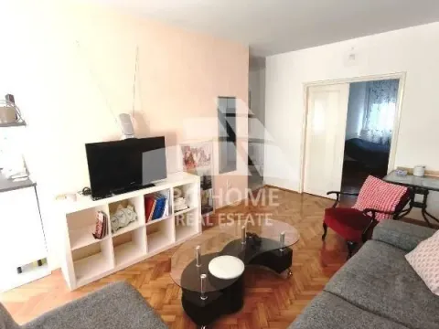 Izdavanje, trosoban stan, 76m², Kalenić Pijaca, Vračar Sve Podlokacije - image 2