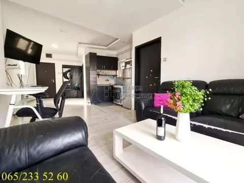 Izdavanje, dvosoban stan, 42m², Stari Grad, Beograd - image 12