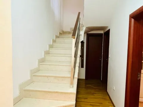 Prodaja, trosoban stan, 151m², Rozino, Budva - image 14