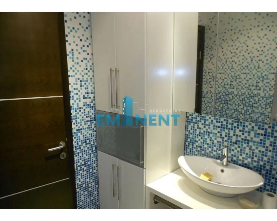Rent, two bedroom apartment, 45m², Kalenić Pijaca, Vračar Sve Podlokacije