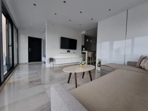 Rent, one bedroom apartment, 49m², Bar, Crna Gora - image 1