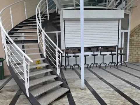 Rent, office space, 360m², Novo naselje, Novi Sad - image 6