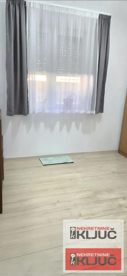 Izdavanje, dvosoban stan, 100m², Veternik, Novi Sad Sve Podlokacije