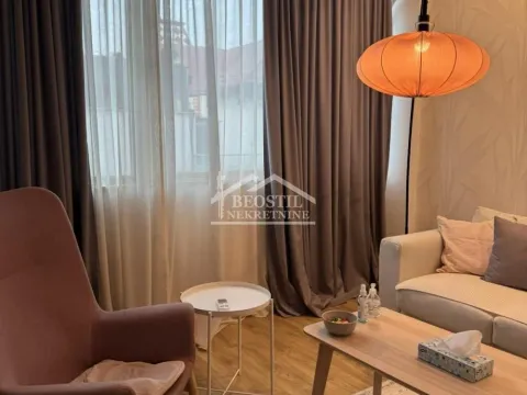 Sale, office space, 18m², Savski Venac, Beograd - image 2