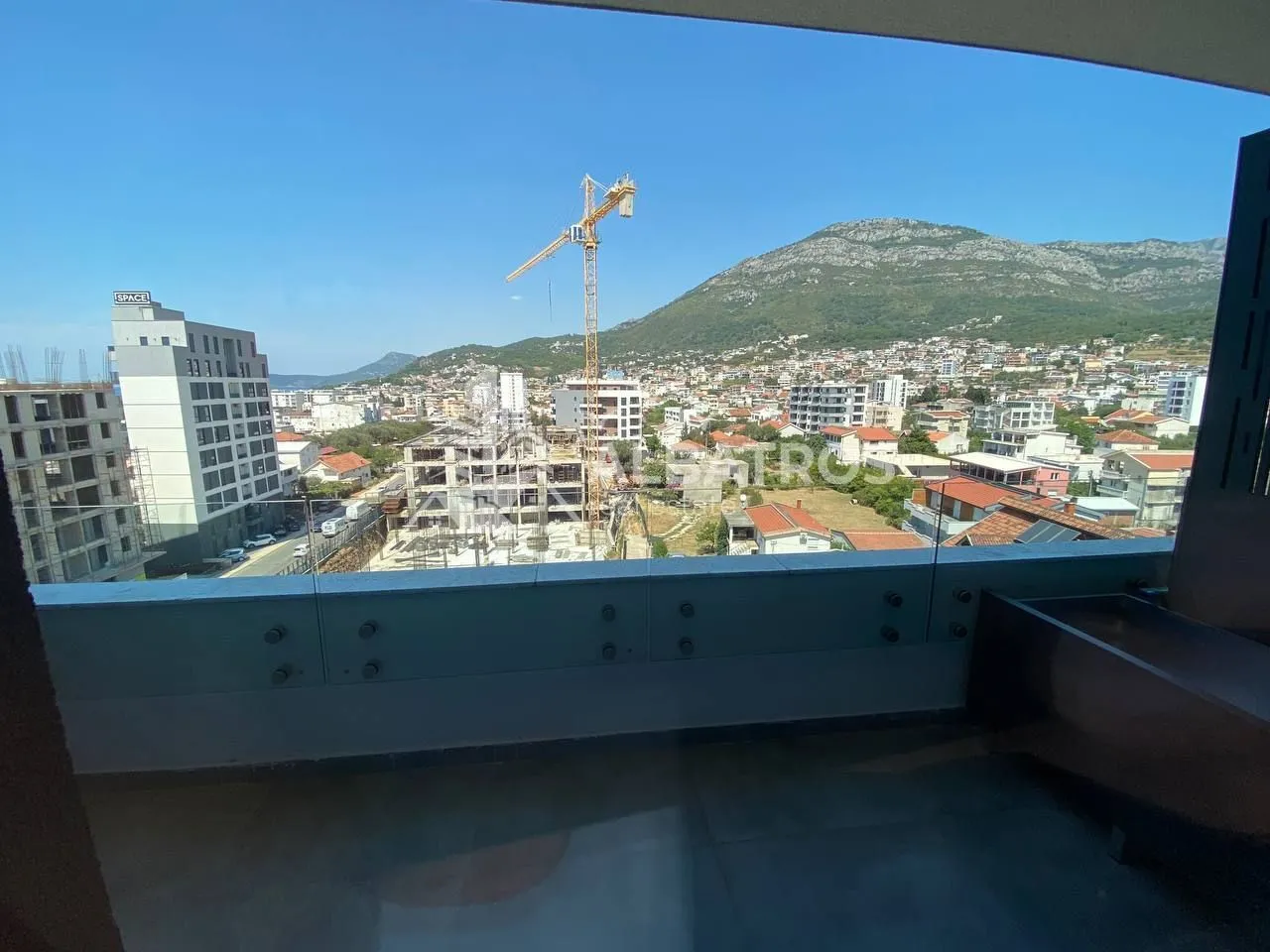 Rent, one bedroom apartment, 50m², Ilino, Bar