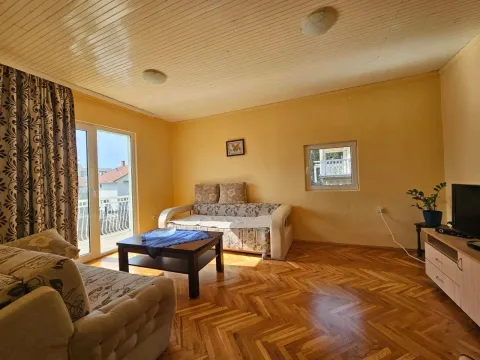 Prodaja, kuća, 160m², Šušanj, Bar - image 7