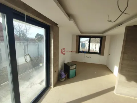 Prodaja, kuća, 180m², Zorka, Subotica - image 12