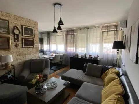 Prodaja, trosoban stan, 70m², Medijana, Niš - image 2