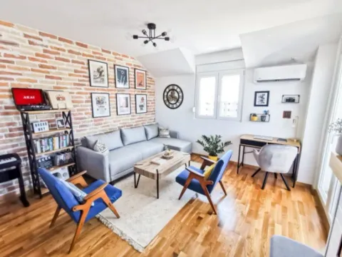 Prodaja, dvosoban stan, 61m², Ljubović, Podgorica