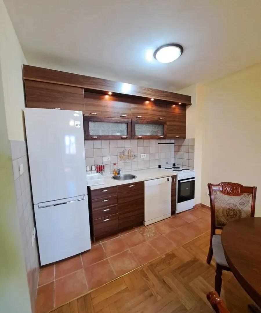 Rent, one bedroom apartment, 50m², Stari Aerodrom, Podgorica