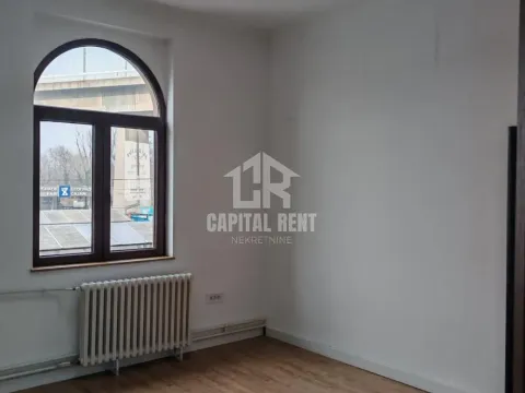 Izdavanje, poslovni prostor, 26m², Senjak, Beograd - image 1