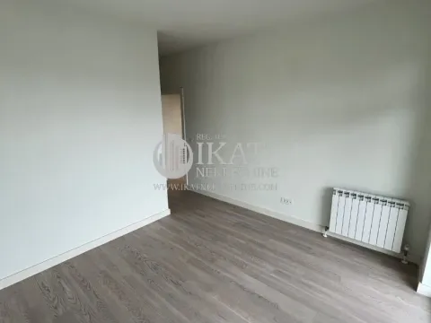 Izdavanje, trosoban stan, 111m², Savski Venac, Beograd - image 8