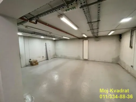 Izdavanje, poslovni prostor, 356m², Zemun Gornji Grad, Zemun Sve Podlokacije - image 8