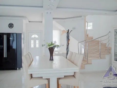 Sale, house, 525m², Radovići, Tivat - image 18