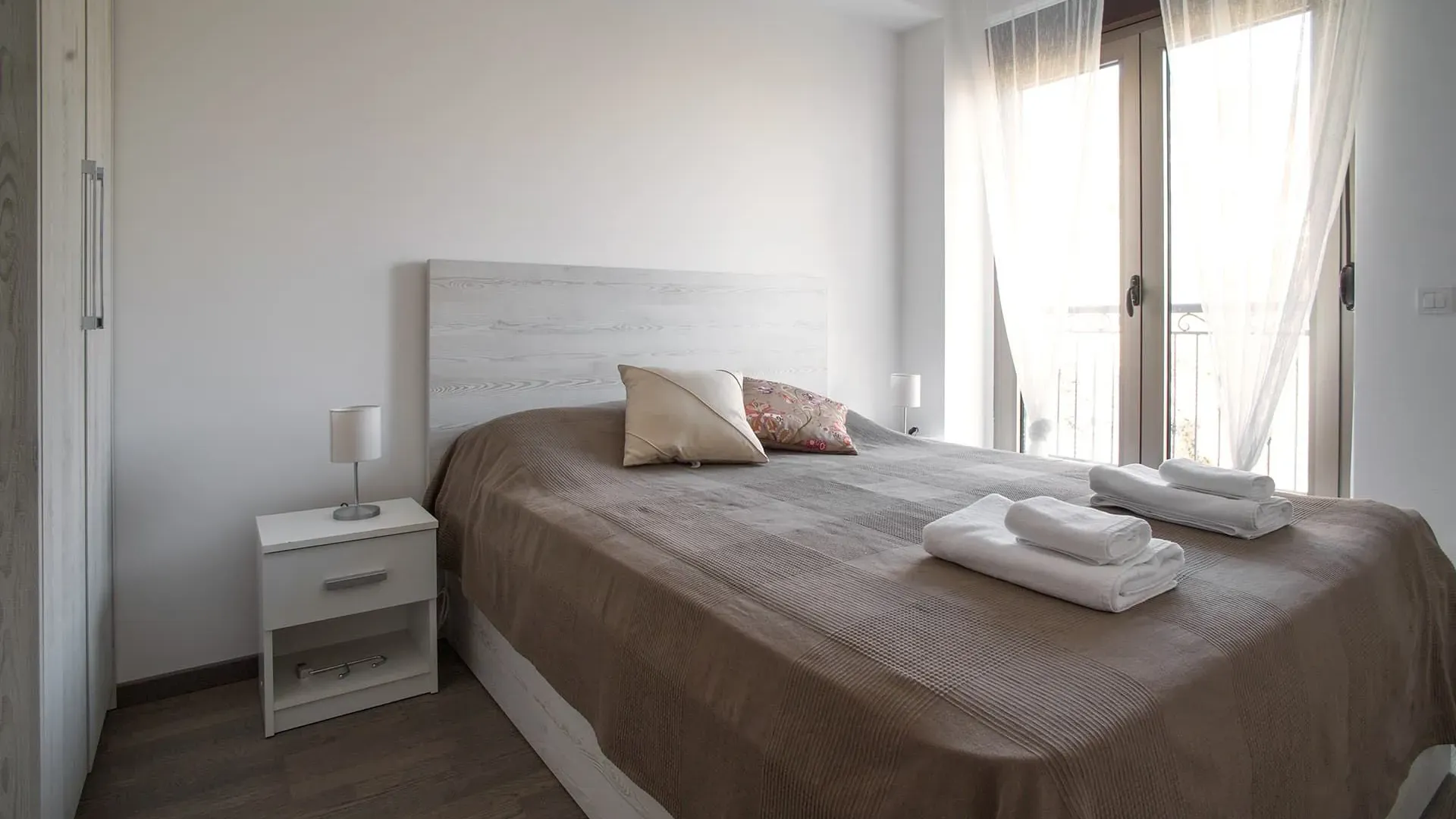 Prodaja, dvosoban stan, 73m², Mažina, Tivat