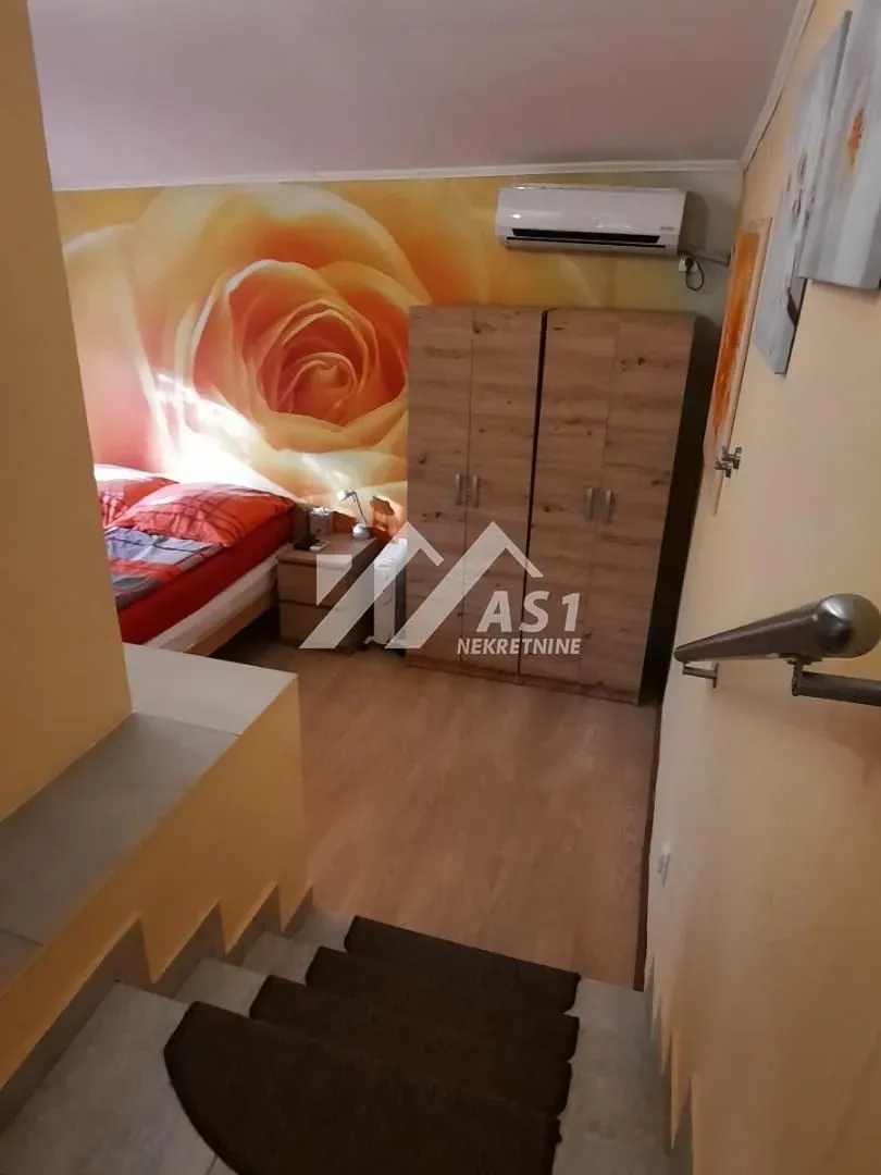 Izdavanje, kuća, 46m², Ledinci, Petrovaradin