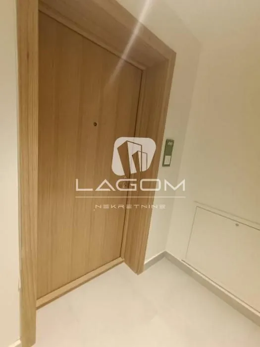 Prodaja, stan, 79m², Savski Venac, Beograd