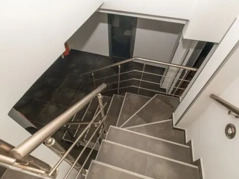 Prodaja, poslovni prostor, 327m², Pod Goricom, Podgorica - image 20