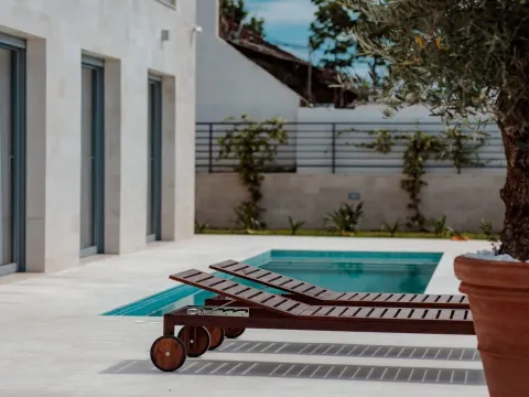 Rent, house, 273m², Marići, Tivat - image 14