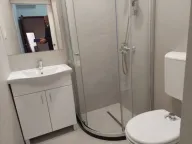 Izdavanje, poslovni prostor, 70m², Centar, Podgorica - image 6