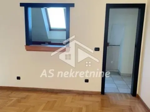 Izdavanje, stan, 207m², Kalenić Pijaca, Vračar Sve Podlokacije - image 18