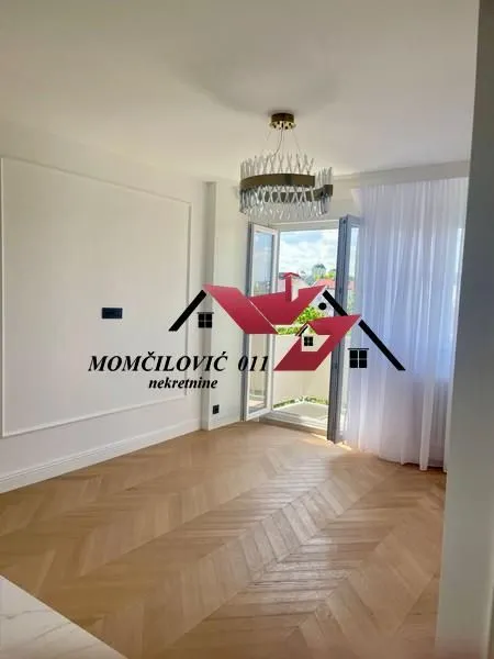 Prodaja, dvosoban stan, 43m², Južni Bulevar, Vračar Sve Podlokacije