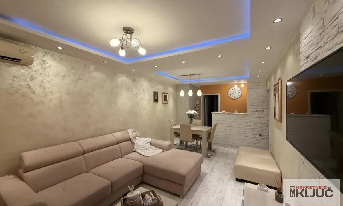 Sale, two bedroom apartment, 47m², Detelinara, Novi Sad Sve Podlokacije