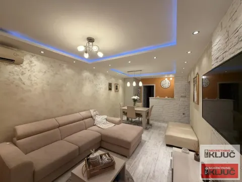 Prodaja, dvosoban stan, 47m², Detelinara, Novi Sad Sve Podlokacije - image 1
