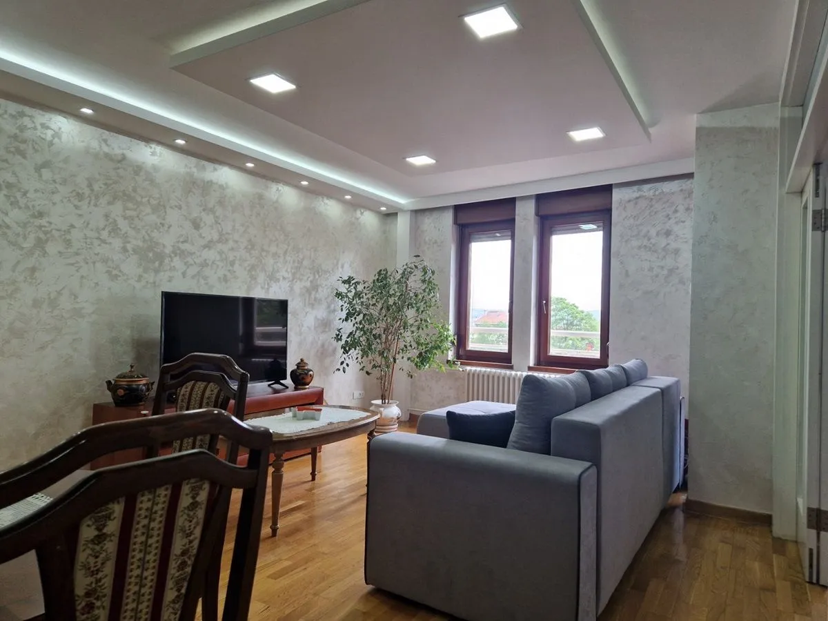Sale, four bedroom apartment, 102m², Vračar Sve Podlokacije, Beograd