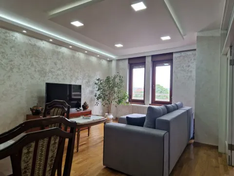 Prodaja, četvorosoban stan, 102m², Vračar Sve Podlokacije, Beograd - image 2