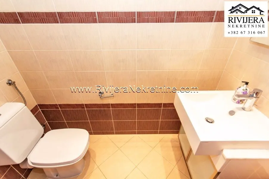 Prodaja, kuća, 330m², Đenovići, Herceg Novi