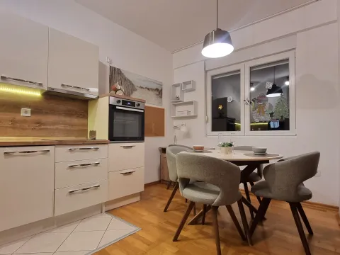Izdavanje, dvosoban stan, 65m², Rozino, Budva - image 11