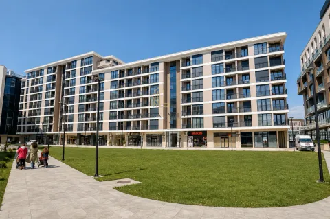 Rent, one bedroom apartment, 57m², Kod Capital Plaze, Podgorica - image 10