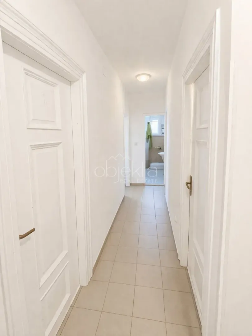 Sale, three bedroom apartment, 72m², Kotor, Crna Gora