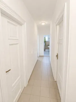 Sale, three bedroom apartment, 72m², Kotor, Crna Gora - image 8