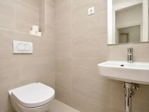 Izdavanje, trosoban stan, 97m², Zabjelo, Podgorica - image 15