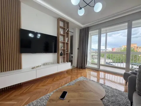 Rent, two bedroom apartment, 65m², Autobuska stanica, Podgorica - image 2