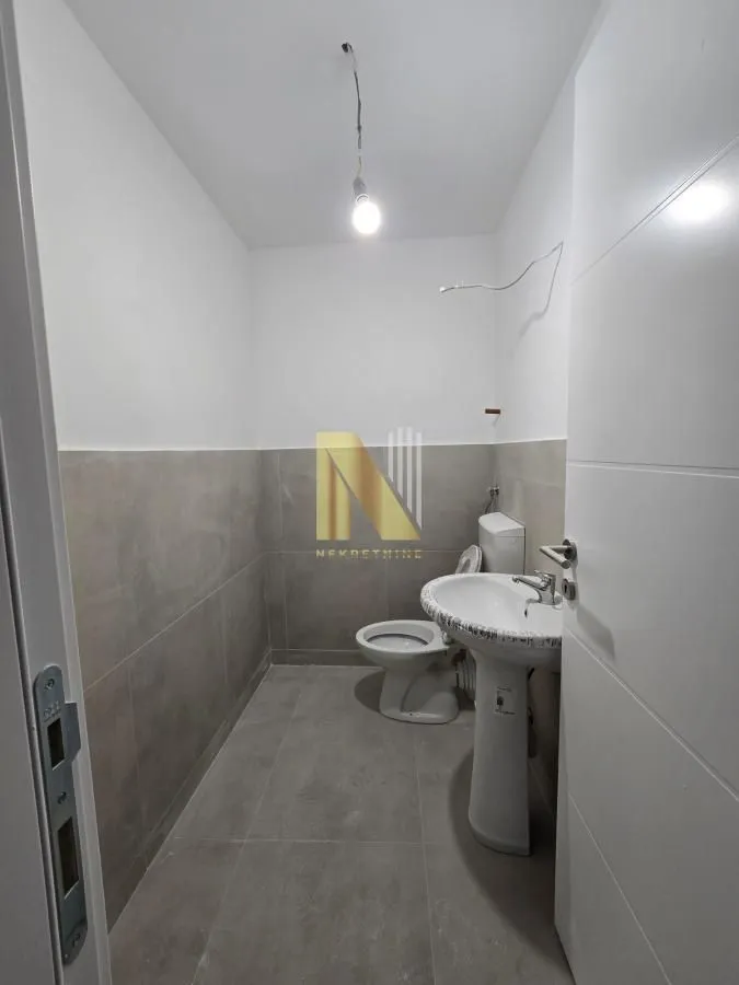 Rent, office space, 134m², Telep, Novi Sad Sve Podlokacije