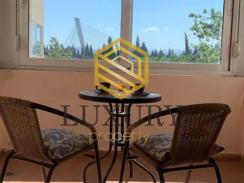 Izdavanje, jednosoban stan, 45m², Centar, Podgorica - image 1