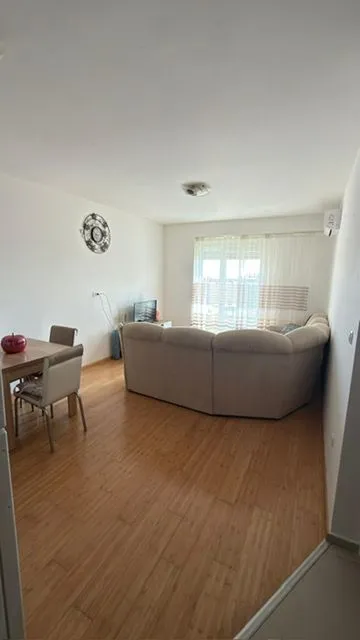 Rent, one bedroom apartment, 43m², Ilino, Bar