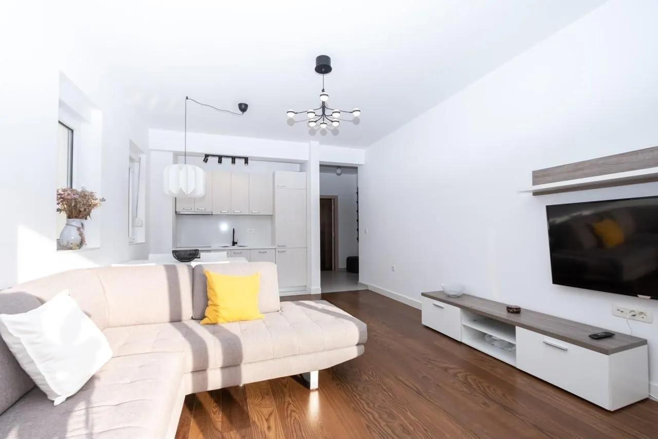 Rent, one bedroom apartment, 65m², Pržno, Budva