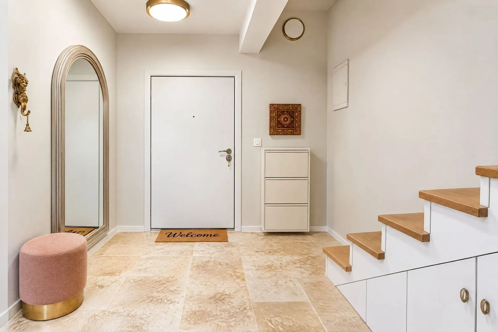 Prodaja, četvorosoban stan, 131m², Budva, Crna Gora