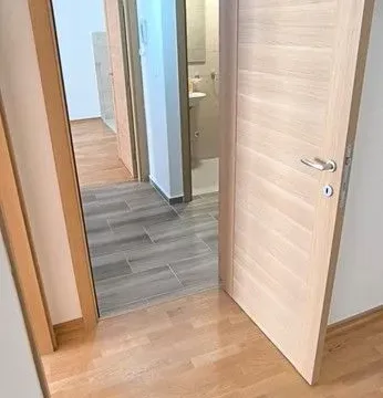 Rent, two bedroom apartment, 65m², Stari Aerodrom, Podgorica - image 11