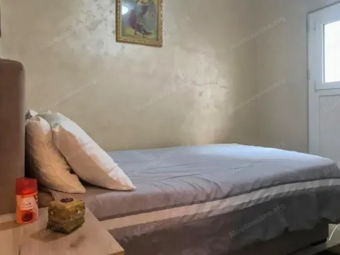 Prodaja, dvosoban stan, 54m², Dobrota, Kotor - image 10