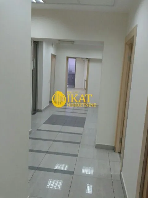 Rent, office space, 210m², Stari Grad, Beograd