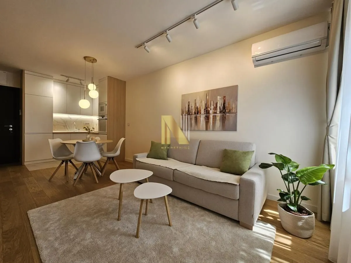 Izdavanje, jednosoban stan, 40m², Sajmište, Novi Sad